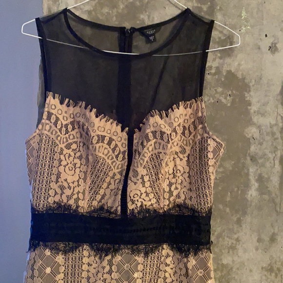 Guess lace dress - Picture 2 of 8